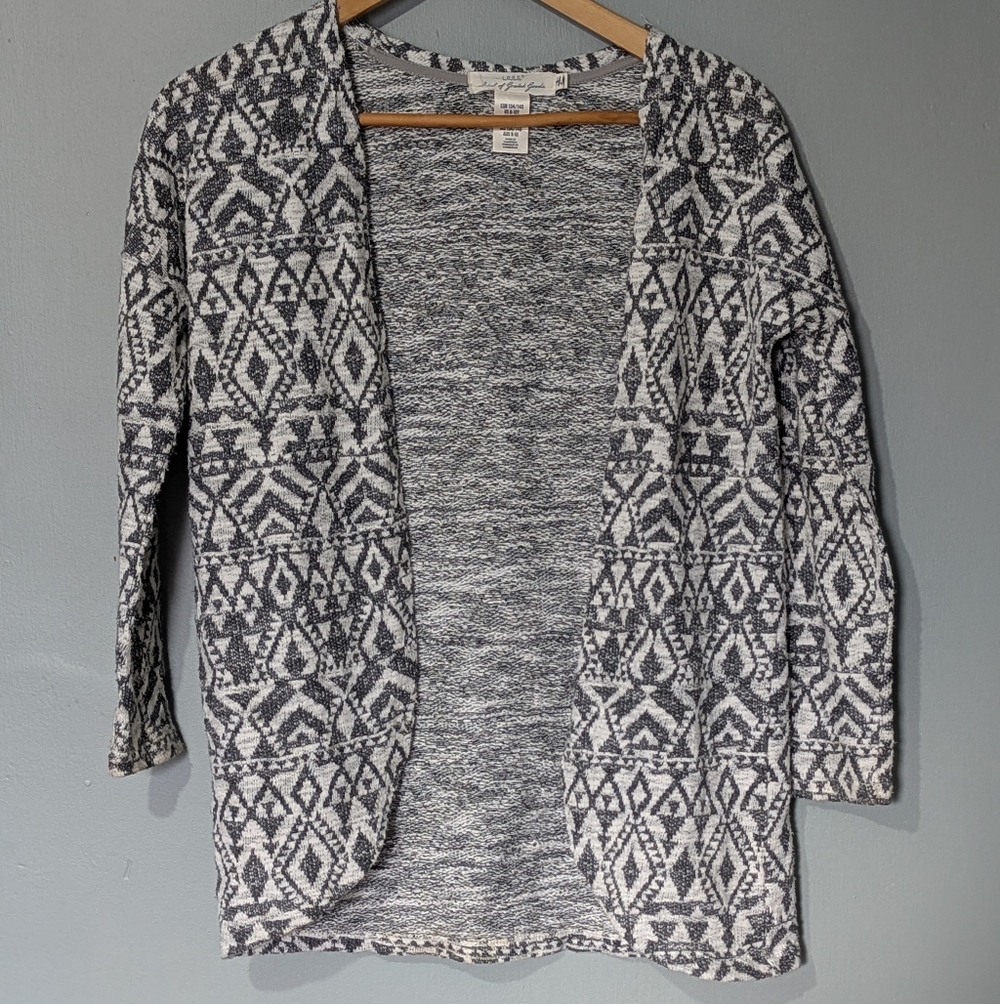 H&M LOGG Black and‎ White Geometric Open Front Youth 8-10 Cardigan